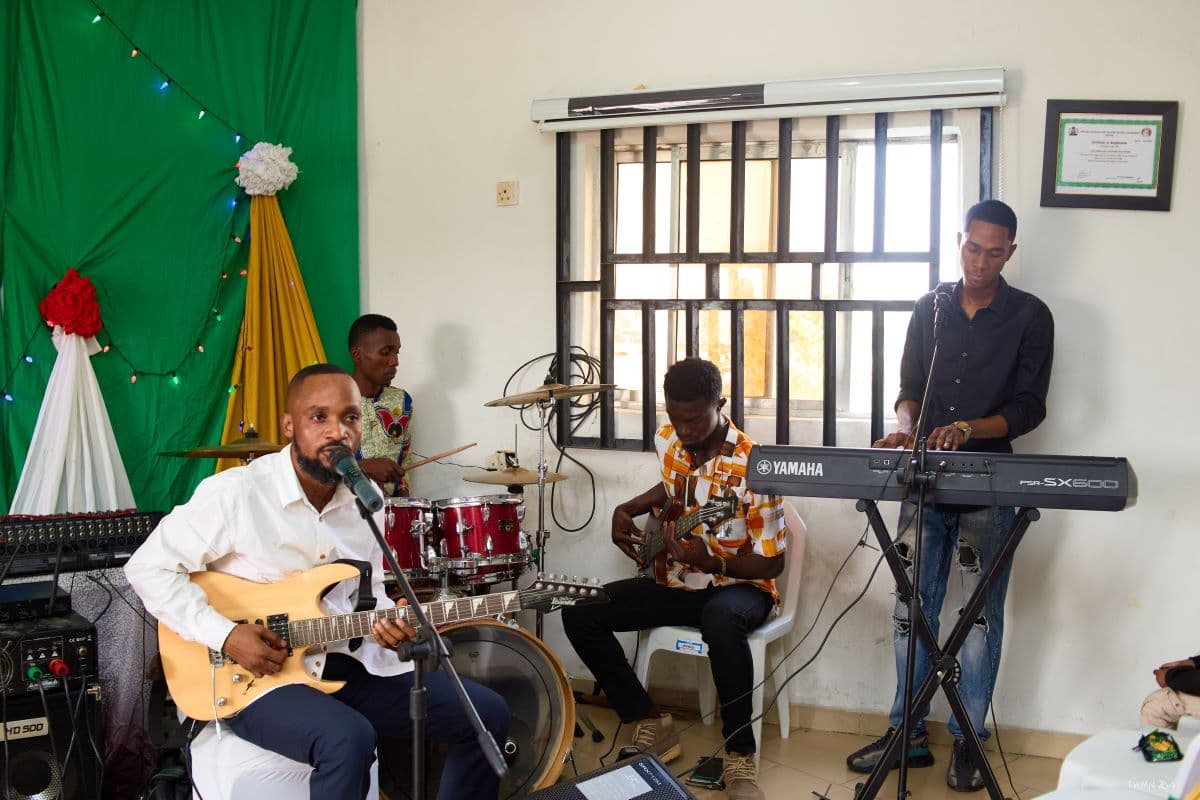 4th Year Anniversary - Photo 9