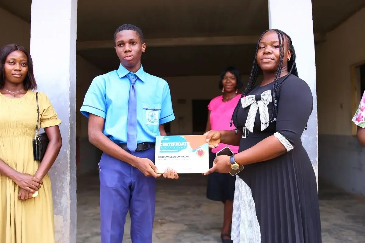 Awards Presentation to the Winners of The Writer's Manger Network's Essay Competition for Akwa Ibom State Secondary Schools - Photo 8